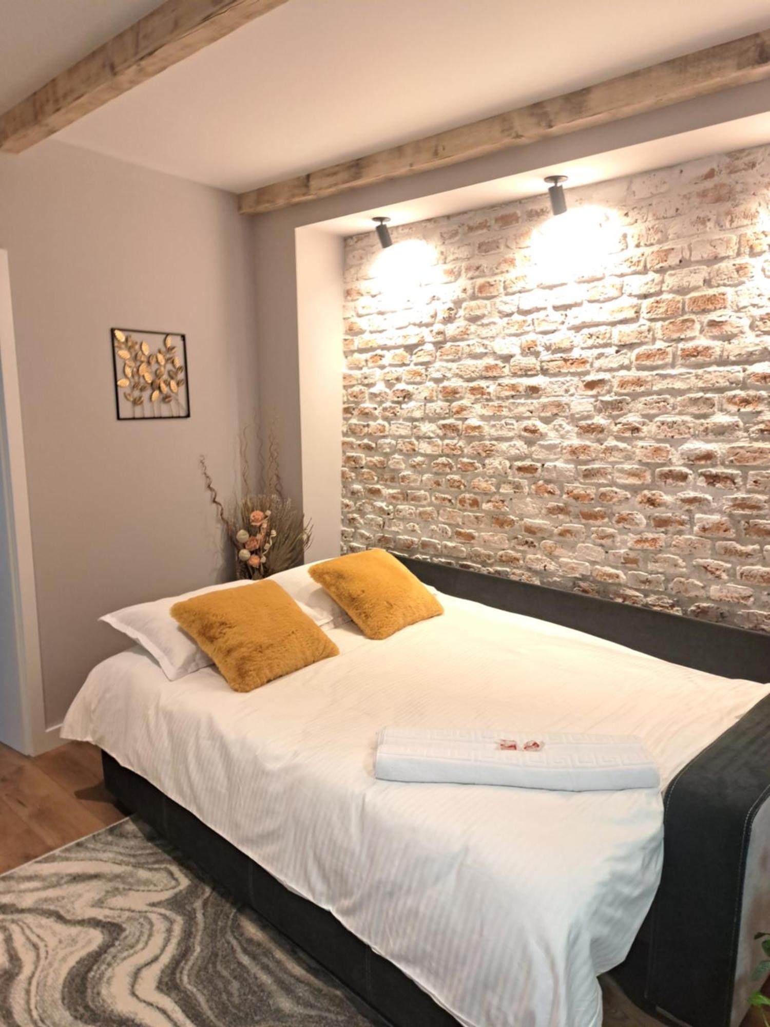 Appartement Casa Ileana Centrul Vechi Braşov Extérieur photo